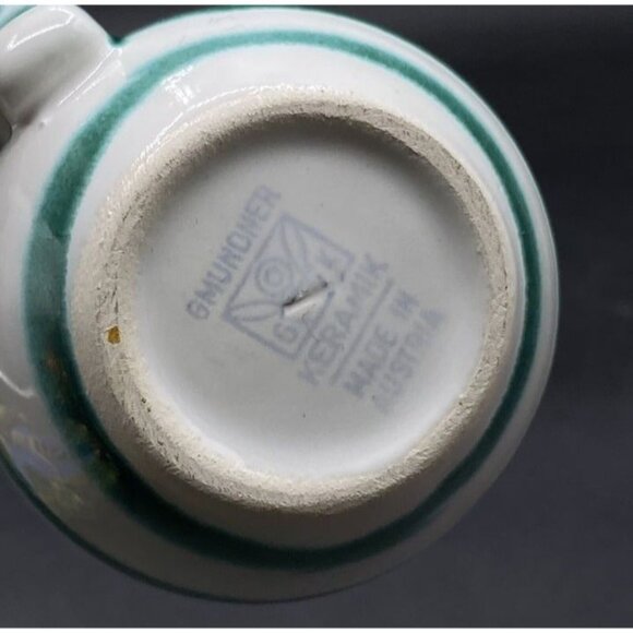 Gmundner Keramik Austria Green Dizzy Stripe Hand Painted Dizzi Creamer 2 1/4” - Picture 7 of 10